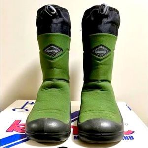 SOLD 💚 Kuoma Snowlock Winterboot Youth - Size 1Y (EU 31)